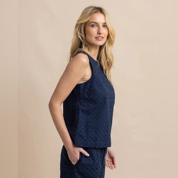 NWT Southern Tide Navy Eyelet Fabric -Women’s XS - Picture 1 of 12